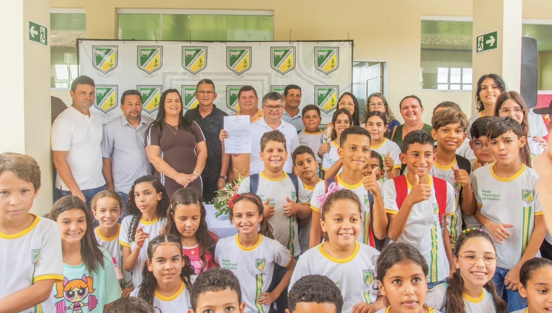 Prefeitura de Graccho Cardoso assina ordem de serviço para reforma e ampliação de escolas